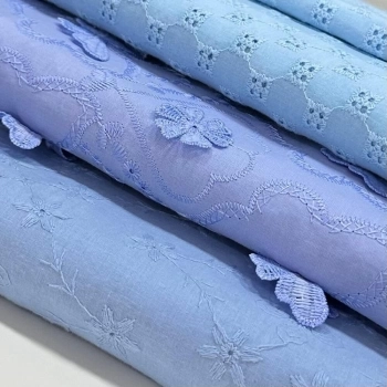 LESE BORDADA 3D |BORBOLETA| 130L -100% ALG - AZUL (LZB14)